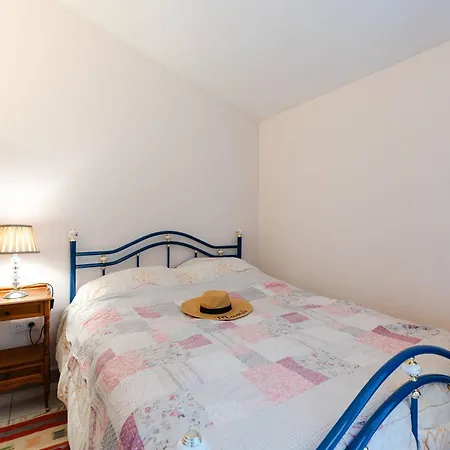 T2 Avec Mezzanine, Wi-fi, Climatisation, Animaux Admis, Parking, Pour 4 Personnes - Fr-1-409a-34 Villa Gruissan