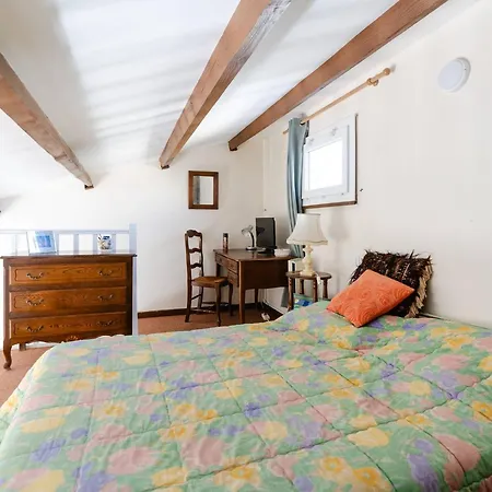 T2 Avec Mezzanine, Wi-fi, Climatisation, Animaux Admis, Parking, Pour 4 Personnes - Fr-1-409a-34 * Gruissan